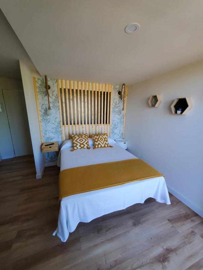 Estudio con vistas al jardín